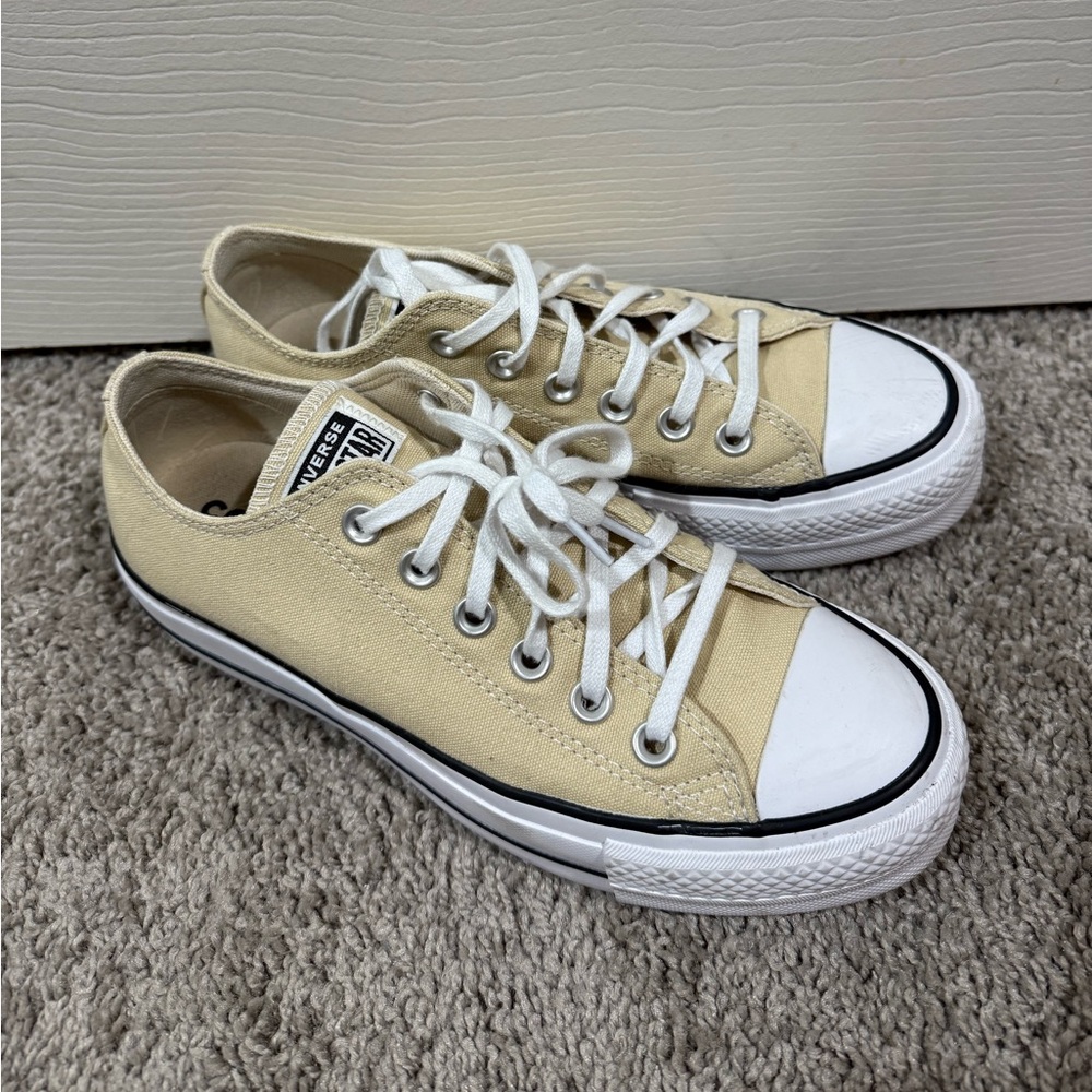USED CONVERSE PLATFORM